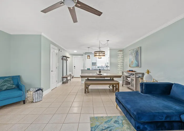 2 Bedroom Home In St Andrews, Close To Everything